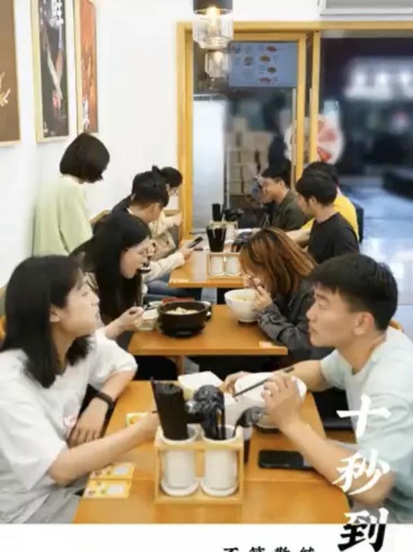 十秒到云南過(guò)橋米線市場(chǎng)前景廣闊，值得創(chuàng)業(yè)者投資