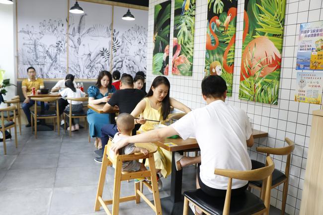 加盟十秒到,未來創業有希望