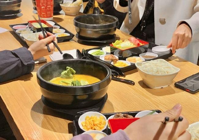 十秒到過(guò)橋想開過(guò)橋米線加盟店,先養(yǎng)成三個(gè)好習(xí)慣!